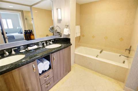 601 N Ft Lauderdale Bch Boulevard #915, Fort Lauderdale FL - photo 11 of 22
