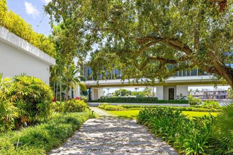 516 Mola Avenue, Fort Lauderdale FL - photo 6 of 63