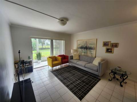 1201 Hillcrest Court #105, Hollywood FL - photo 7 of 21