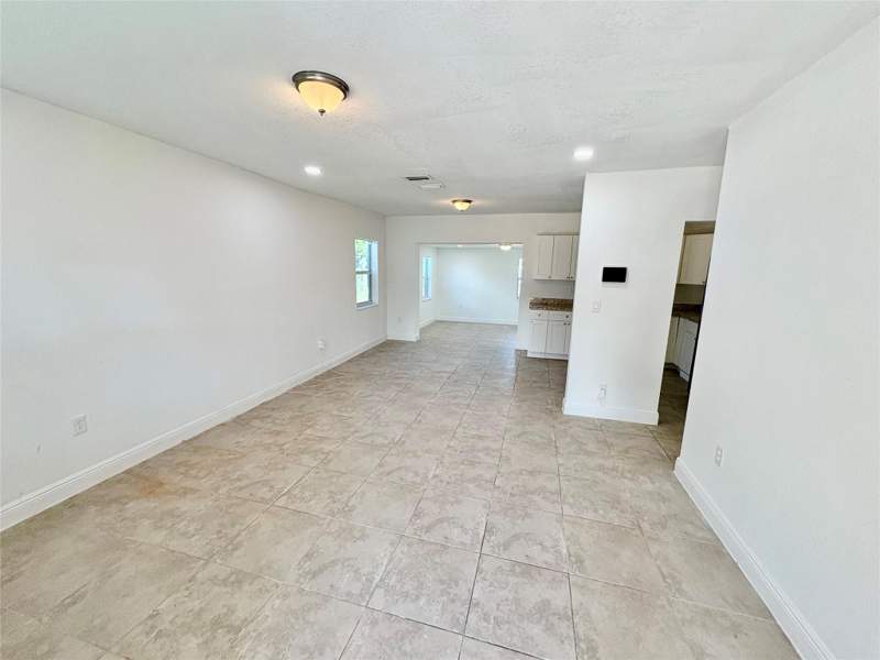 6 bedroom Single Family Residence at 730 Arizona Avenue, Melrose Park Sec 3 29-28, Fort Lauderdale — photo 2