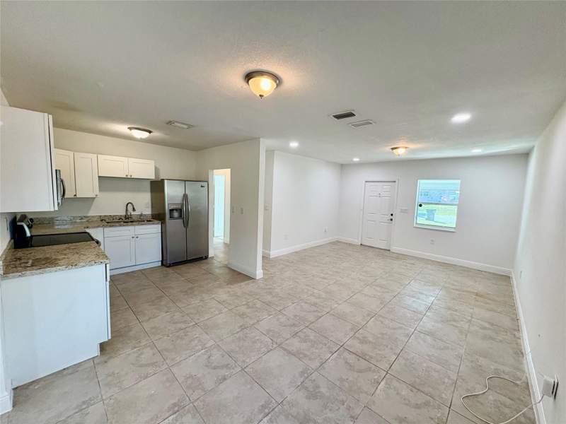 6 bedroom Single Family Residence at 730 Arizona Avenue, Melrose Park Sec 3 29-28, Fort Lauderdale — photo 3