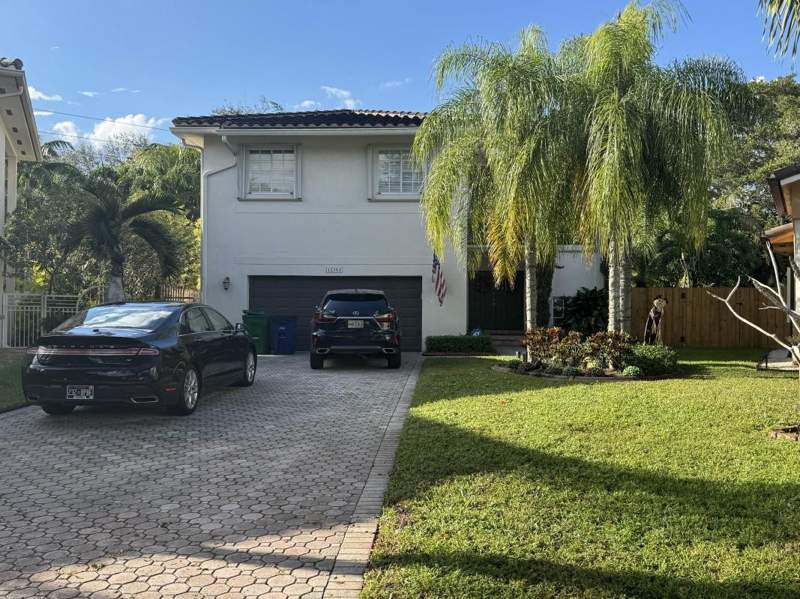 4 bedroom Single Family Residence at 12353 Natalies Cove Road, Natalies Cove, Cooper City — photo 2