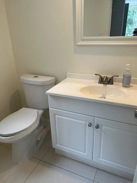 3590 Blue Lake Drive #305, Pompano Beach FL - photo 6 of 23