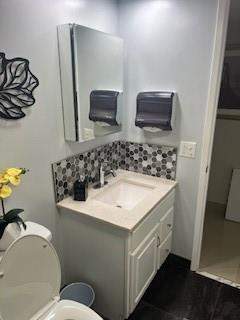 565 Oaks Lane #103, Pompano Beach FL - photo 24 of 41
