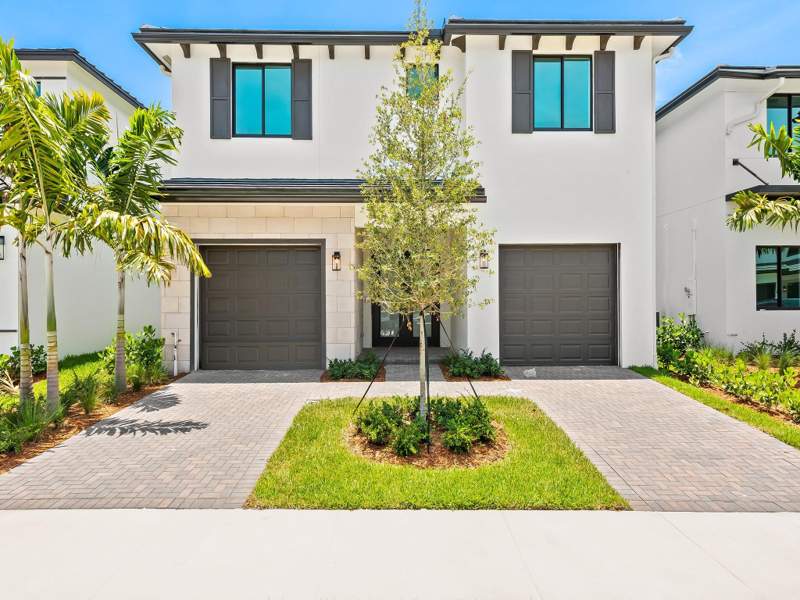 4 bedroom Single Family Residence at 1446 SW 23rd Street, Marina Landings, Fort Lauderdale — photo 1