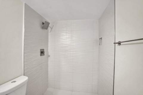 3115 Oakland Shores Drive #E109, Oakland Park FL - photo 10 of 46