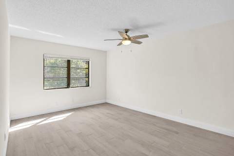 3115 Oakland Shores Drive #E109, Oakland Park FL - photo 14 of 46