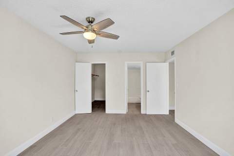 3115 Oakland Shores Drive #E109, Oakland Park FL - photo 17 of 46