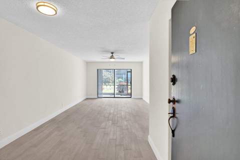 3115 Oakland Shores Drive #E109, Oakland Park FL - photo 21 of 46