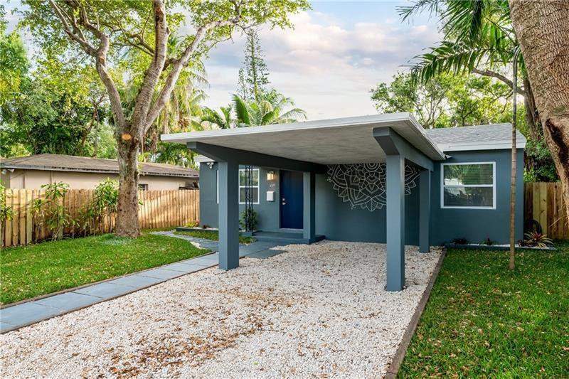 2 bedroom Single Family Residence at 628 SW 14th Terrace, Riverside Add Amd 1-13 B, Fort Lauderdale — photo 4