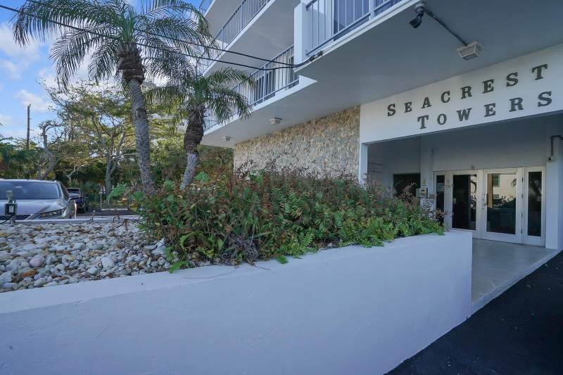 1 bedroom Condominium at 1609 N Riverside Drive #304, Seacrest Towers, Pompano Beach — photo 2