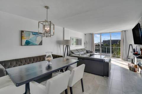 1609 N Riverside Drive #304, Pompano Beach FL - photo 9 of 39