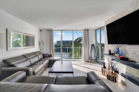 1609 N Riverside Drive #304, Pompano Beach FL - photo 13 of 39