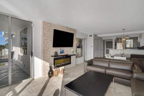 1609 N Riverside Drive #304, Pompano Beach FL - photo 17 of 39