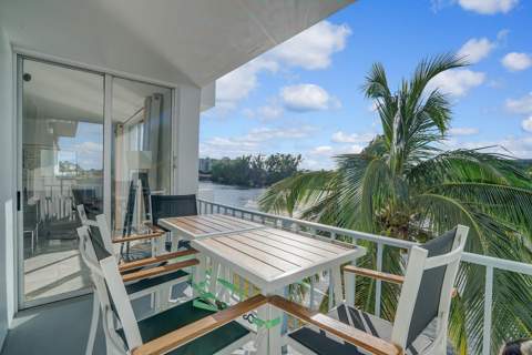 1609 N Riverside Drive #304, Pompano Beach FL - photo 24 of 39