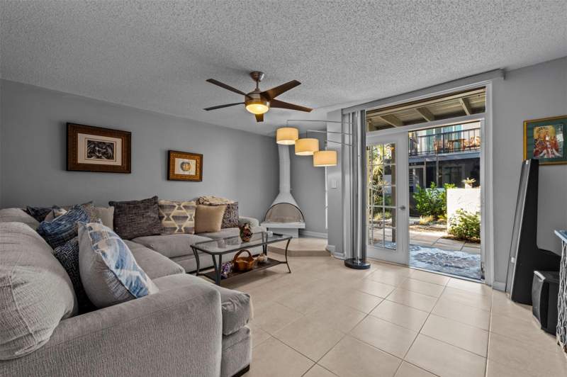 2 bedroom Condominium at 653 Cypress Lane #21b, Cypress Cove, Wilton Manors — photo 4