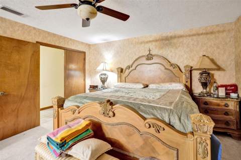 766 SE Cavern Avenue, Port St. Lucie FL - photo 14 of 100