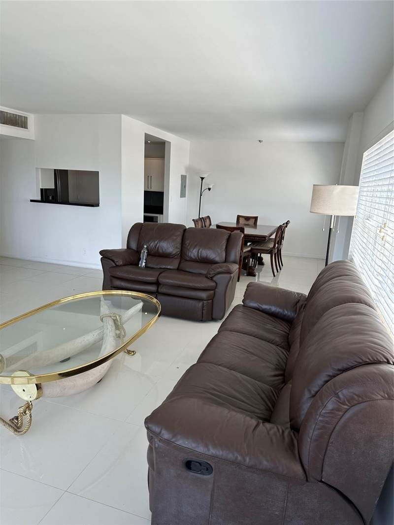 3 bedroom Condominium at 2500 E Las Olas Boulevard #508, Marine Tower, Fort Lauderdale — photo 3