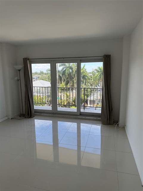 2500 E Las Olas Boulevard #508, Fort Lauderdale FL - photo 8 of 22