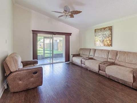 9446 Windrift Circle, Fort Pierce FL - photo 7 of 13