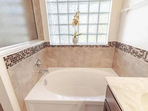 9446 Windrift Circle, Fort Pierce FL - photo 10 of 13
