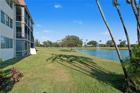 9320 S Hollybrook Lake Drive #103, Pembroke Pines FL - photo 18 of 56
