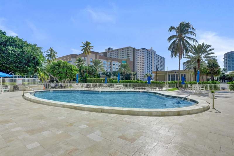 2 bedroom Condominium at 201 N Ocean Boulevard #603, Granada House Condominium, Pompano Beach — photo 4