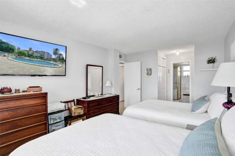 201 N Ocean Boulevard #603, Pompano Beach FL - photo 18 of 37