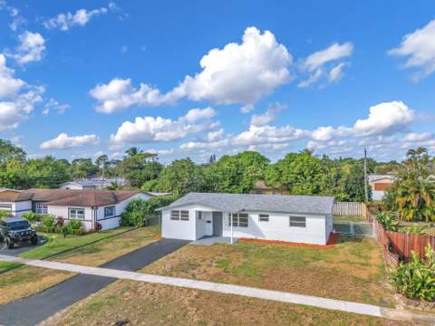 4911 NW 16th Street, Lauderhill FL - photo 6 of 48