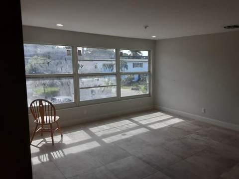 799 NE 34th Court, Oakland Park FL - photo 9 of 26