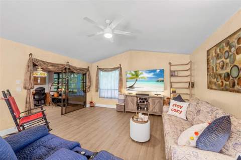6809 SE Yorktown Drive, Hobe Sound FL - photo 20 of 30