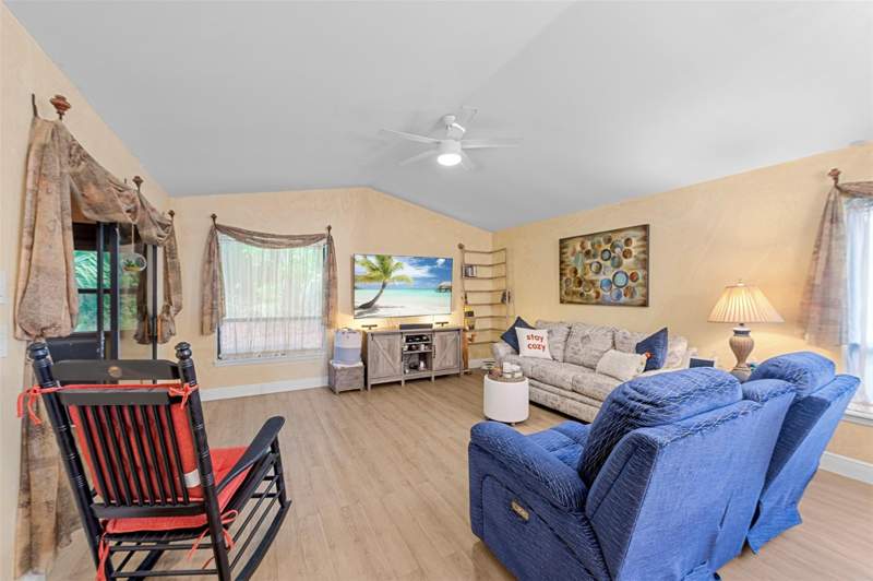 2 bedroom Villa at 6809 SE Yorktown Drive, Yorktown Heritage Ridge, Hobe Sound — photo 3