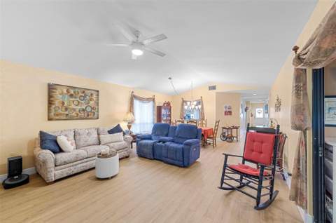 6809 SE Yorktown Drive, Hobe Sound FL - photo 22 of 30
