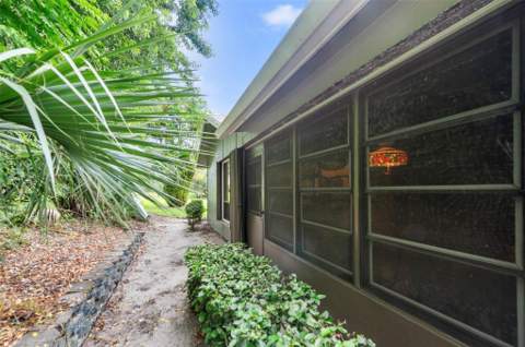6809 SE Yorktown Drive, Hobe Sound FL - photo 24 of 30