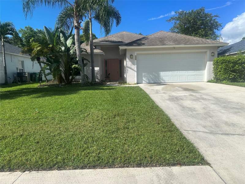 3 bedroom Single Family Residence at 296 SW Panther Trace, Sawgrass Lakes 1 Pud Ph 1, Port St. Lucie — photo 3