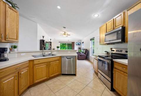 296 SW Panther Trace, Port St. Lucie FL - photo 13 of 31