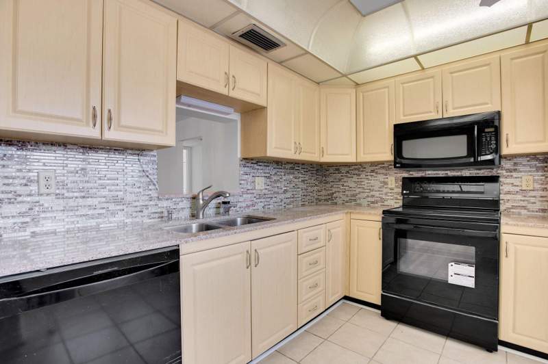 2 bedroom Condominium at 2006 Granada Drive #N2, Wynmoor, Coconut Creek — photo 4