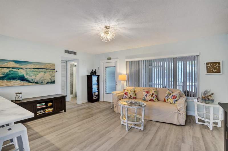 1 bedroom Condominium at 4848 NE 23 Avenue #9C, Country Club Manor, Fort Lauderdale — photo 3