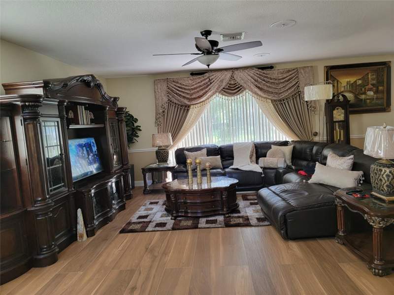 5 bedroom Single Family Residence at 111 Berenger Walk, Anthony Groves Ph 2, Royal Palm Beach — photo 3