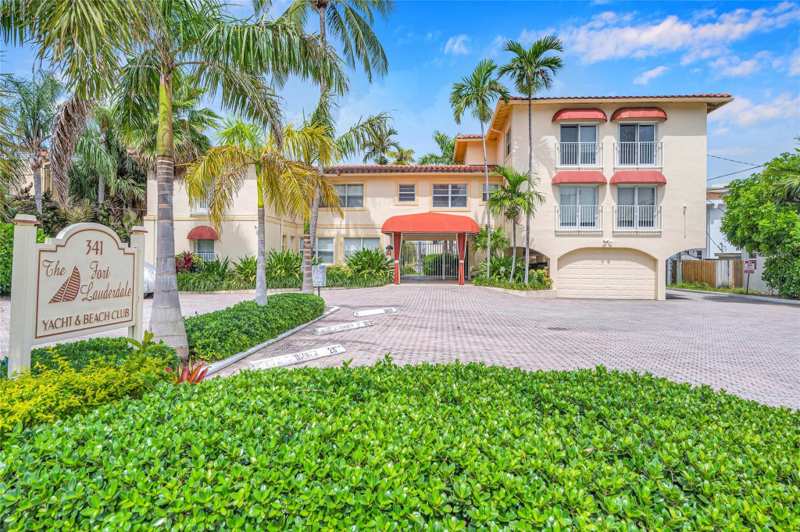 1 bedroom Condominium at 341 N Birch Road #204, Ft Lauderdale Yacht &, Fort Lauderdale — photo 1