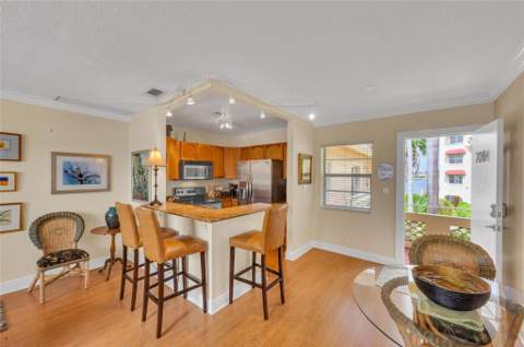 341 N Birch Road #204, Fort Lauderdale FL - photo 7 of 35