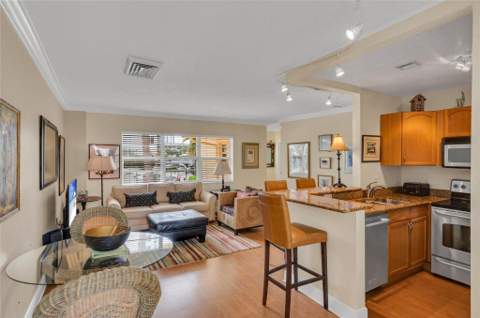 341 N Birch Road #204, Fort Lauderdale FL - photo 8 of 35