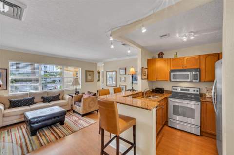 341 N Birch Road #204, Fort Lauderdale FL - photo 10 of 35