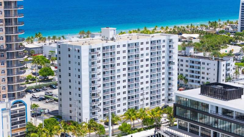2 bedroom Condominium at 200 S Birch Road #408, Leisure Beach, Fort Lauderdale — photo 2