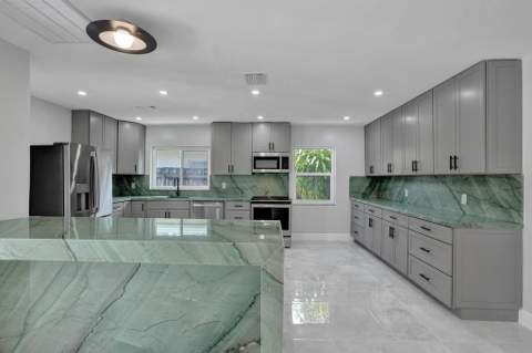 1424 Adams Street, Hollywood FL - photo 11 of 39