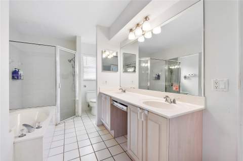 4020 Dorado Drive, Riviera Beach FL - photo 11 of 34