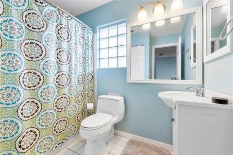 4020 Dorado Drive, Riviera Beach FL - photo 22 of 34