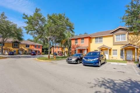 4149 NW 67th Te #4149, Lauderhill FL - photo 11 of 15