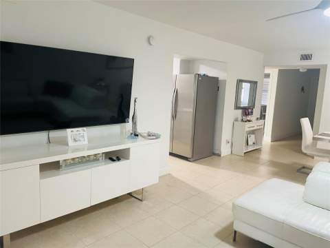 8745 Shadow Wood Boulevard #105, Coral Springs FL - photo 15 of 43