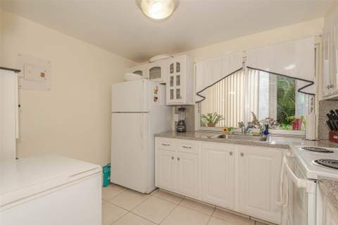 9351 Lime Bay Boulevard #207, Tamarac FL - photo 10 of 27